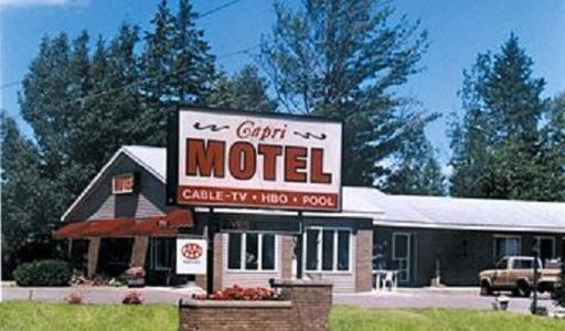 Capri Motel Mackinaw City Εξωτερικό φωτογραφία