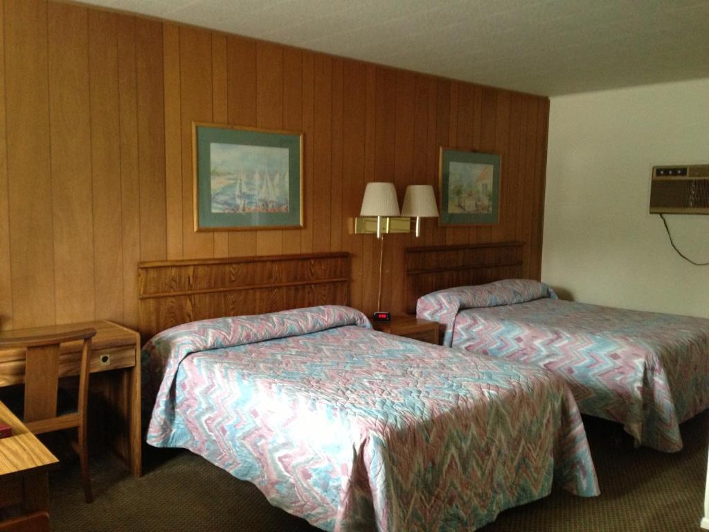 Capri Motel Mackinaw City Δωμάτιο φωτογραφία
