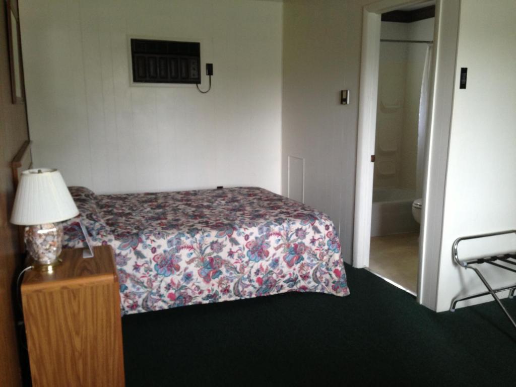 Capri Motel Mackinaw City Δωμάτιο φωτογραφία